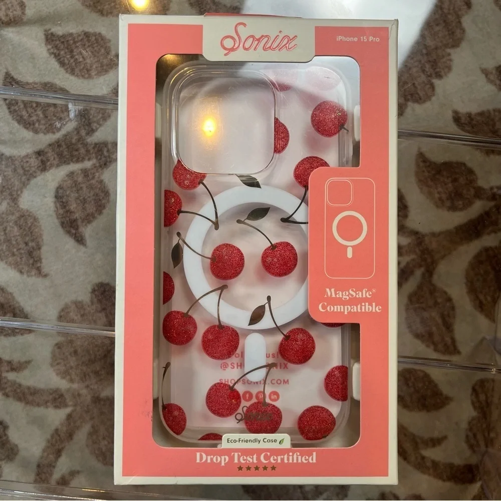 iPhone 15 PRO  PRICE FIRM — Sonix Cherry Case Red White Gold metallic